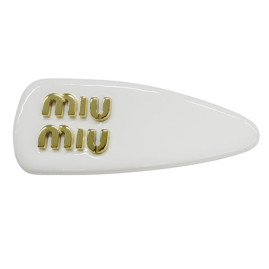 MIUMIU ミュウミュウ パテントレザー ヘアクリップ バレッタ ホワイト ゴールド金具 レディース 5IF092 ヘアアクセサリー【中古】