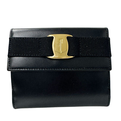 Ferragamo フェラガモ 二つ折り財布 ヴァラ ブラック レザー レディース 【中古】