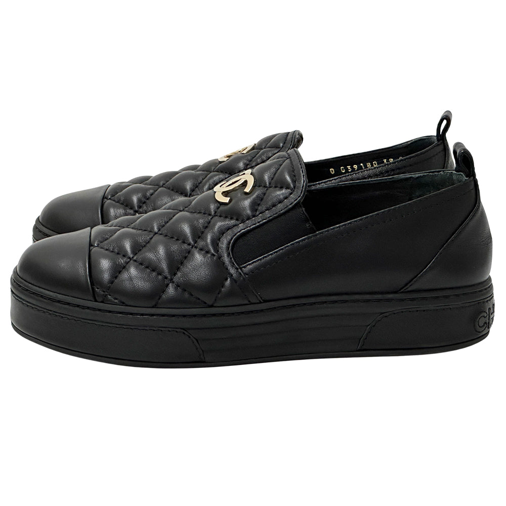 CHANEL シャネル スリッポン スニーカー マトラッセ 39 25cm ブラック ゴールド金具 レザー レディース 【中古】