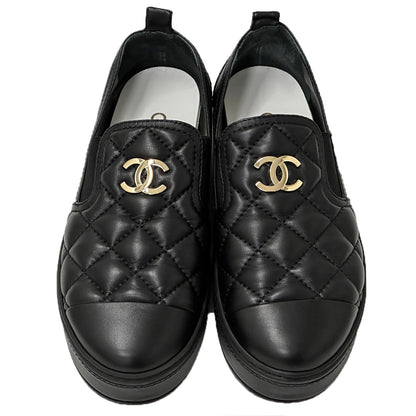 CHANEL シャネル スリッポン スニーカー マトラッセ 39 25cm ブラック ゴールド金具 レザー レディース 【中古】