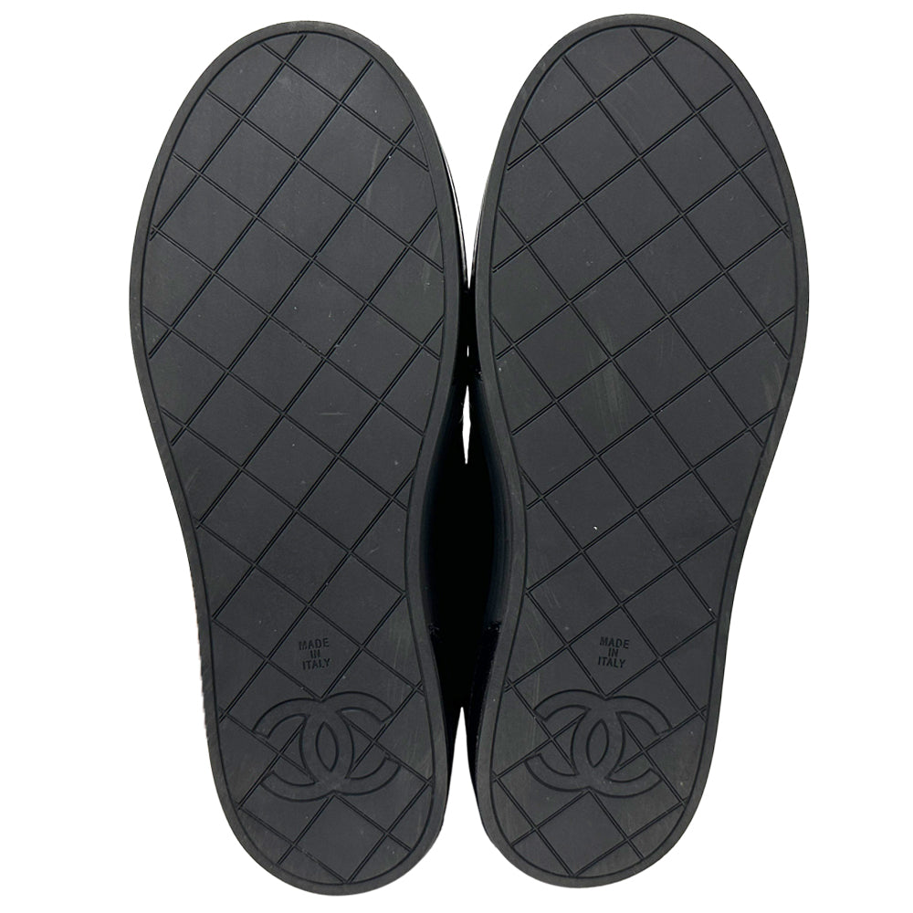 CHANEL シャネル スリッポン スニーカー マトラッセ 39 25cm ブラック ゴールド金具 レザー レディース 【中古】