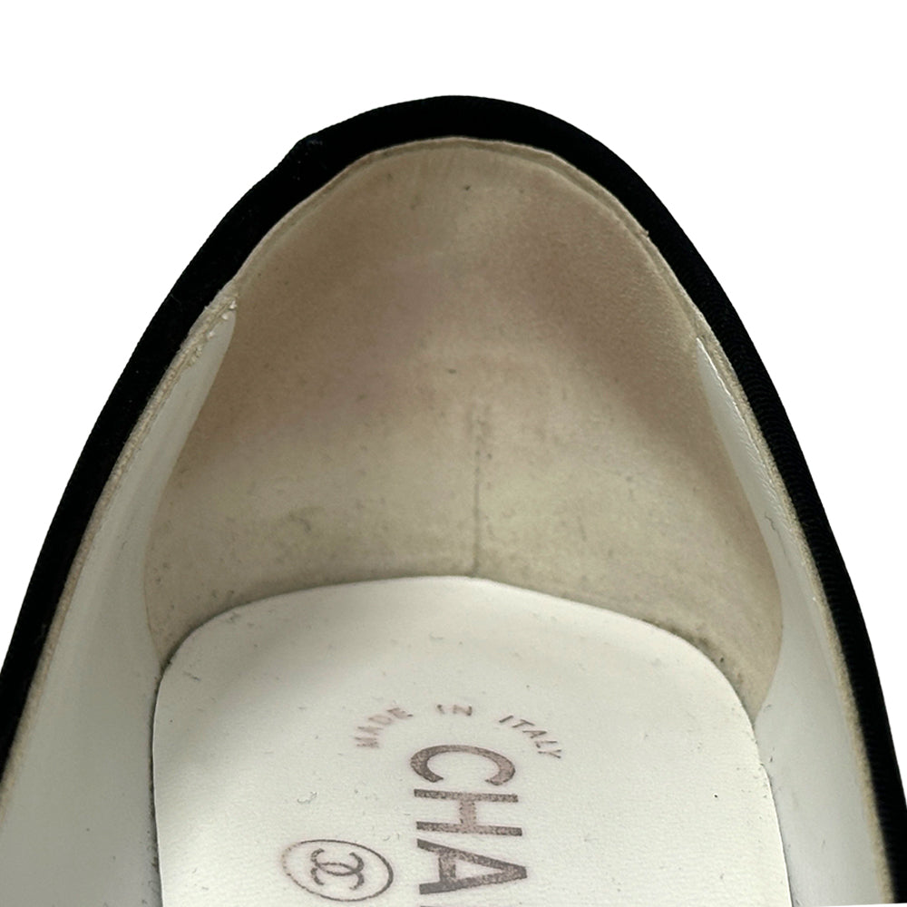 CHANEL シャネル パンプス ココマーク ホワイト ブラック 38 24.5cm グログラン レディース 【中古】