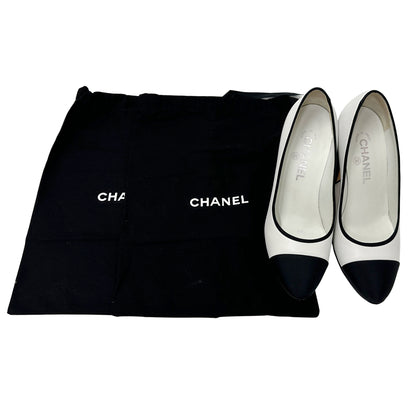 CHANEL シャネル パンプス ココマーク ホワイト ブラック 38 24.5cm グログラン レディース 【中古】