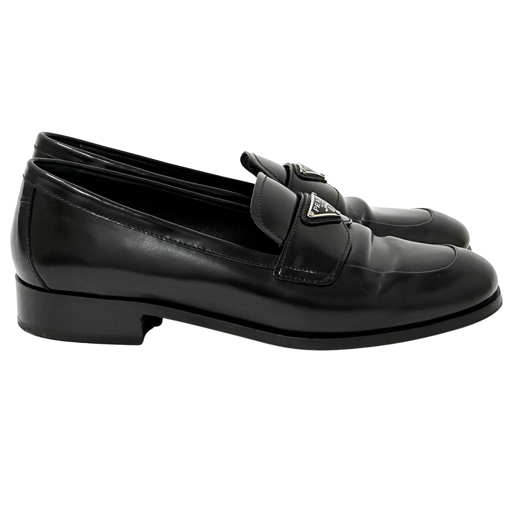 PRADA プラダ ローファー トライアングルロゴ ブラック 39 25cm レザー レディース 【中古】
