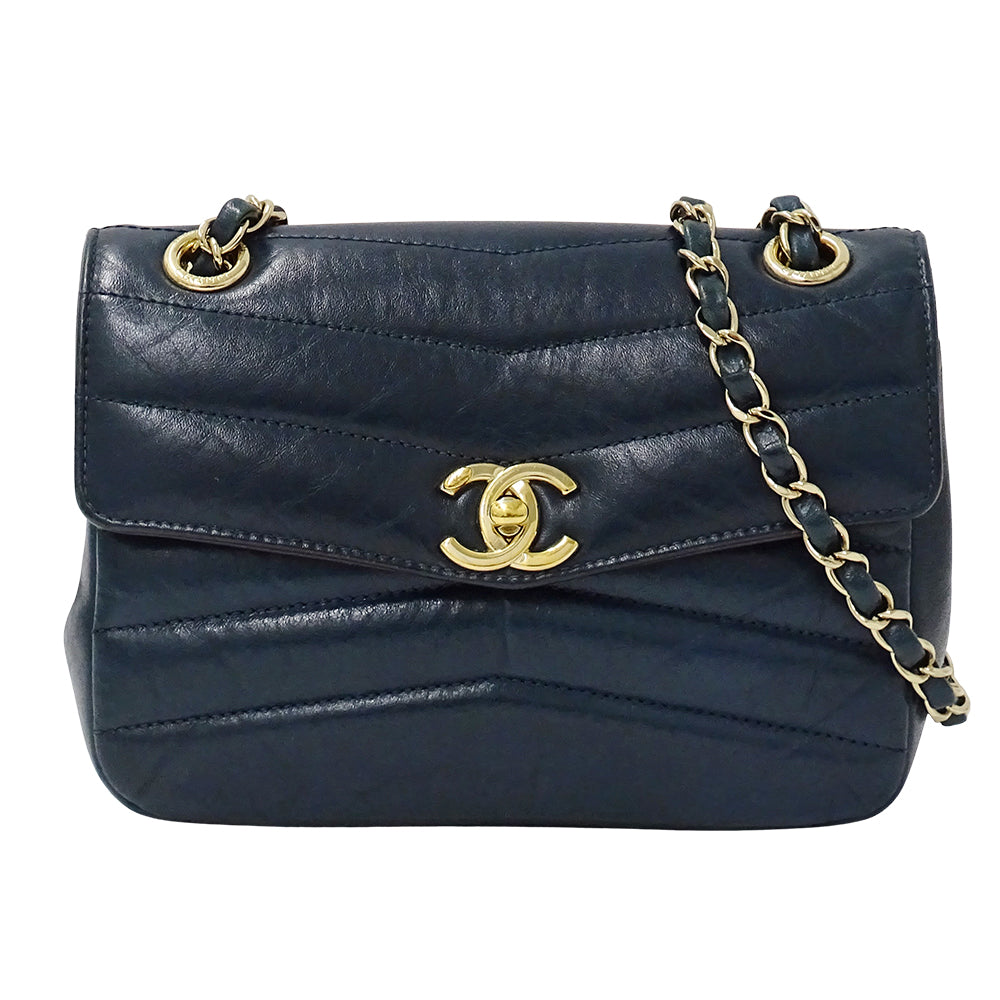 CHANEL シャネル ショルダーバッグ ブルーグリーン ゴールド金具 レザー レディース 【中古】