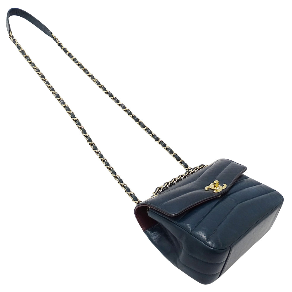 CHANEL シャネル ショルダーバッグ ブルーグリーン ゴールド金具 レザー レディース 【中古】