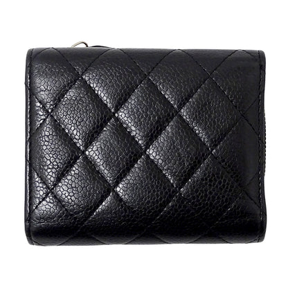 CHANEL シャネル 三つ折り財布 マトラッセ ブラック シルバー金具 キャビアスキン レディース 【中古】