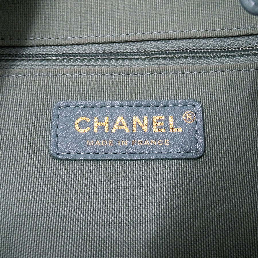 CHANEL シャネル ショルダーバッグ マトラッセ グリーン ゴールド金具 レザー レディース 【中古】