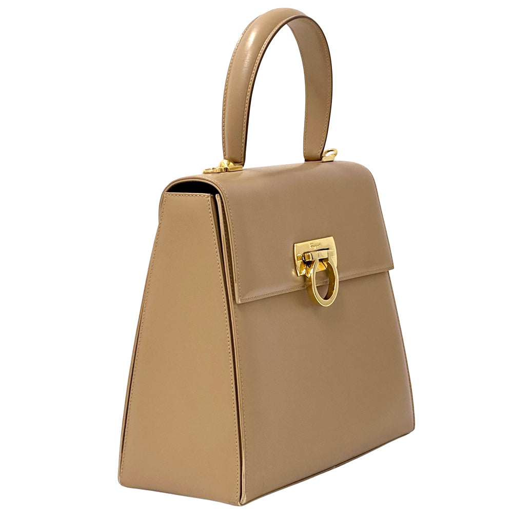 Ferragamo フェラガモ ハンドバッグ ガンチーニ ベージュ レザー レディース 【中古】