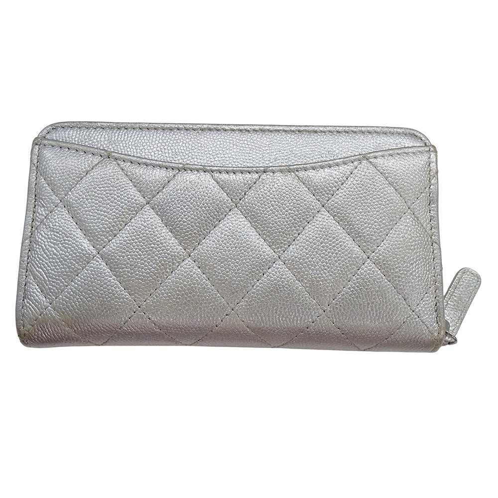 CHANEL シャネル マトラッセ 財布 ミディアムウォレット シルバー キャビアスキン ココマーク レディース 【中古】