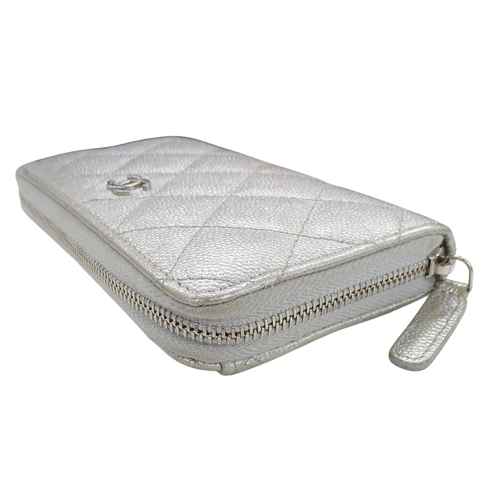 CHANEL シャネル マトラッセ 財布 ミディアムウォレット シルバー キャビアスキン ココマーク レディース 【中古】