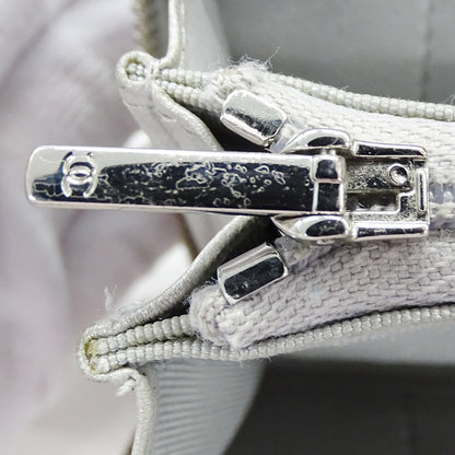 CHANEL シャネル マトラッセ 財布 ミディアムウォレット シルバー キャビアスキン ココマーク レディース 【中古】