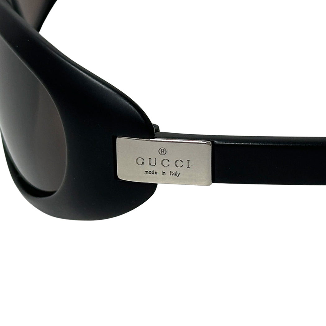 GUCCI グッチ サングラス ブラック GG1189/S オーバル レディース メンズ 【中古】