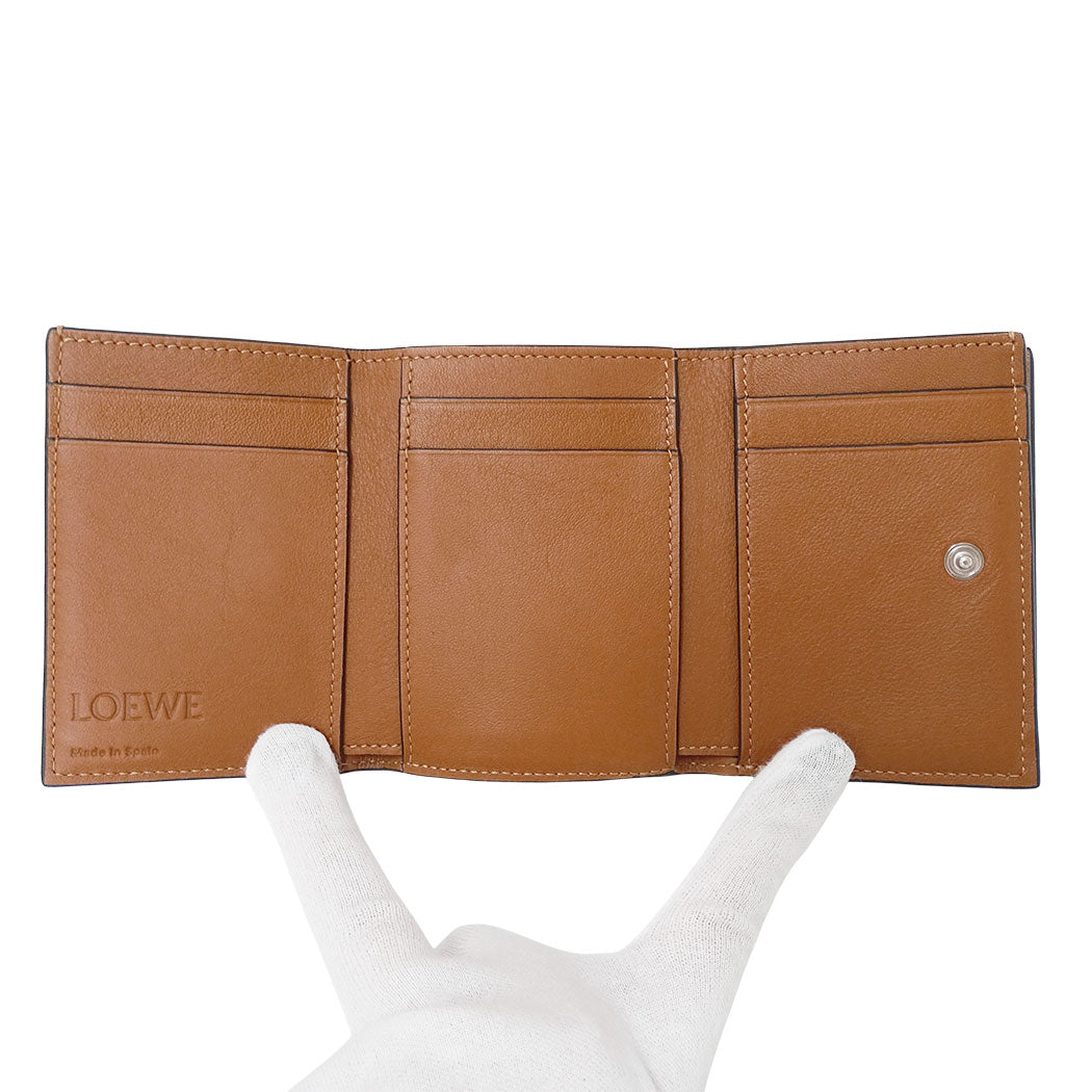 LOEWE ロエベ シェルトライフォールドウォレット 三つ折り財布 アナグラム ベージュ レディース 【中古】