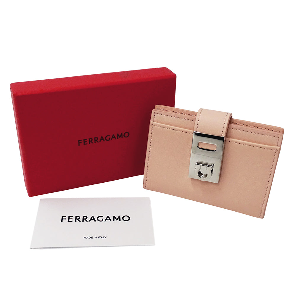 Ferragamo フェラガモ カードケース ガンチーニ ピンク レザー レディース 【中古】