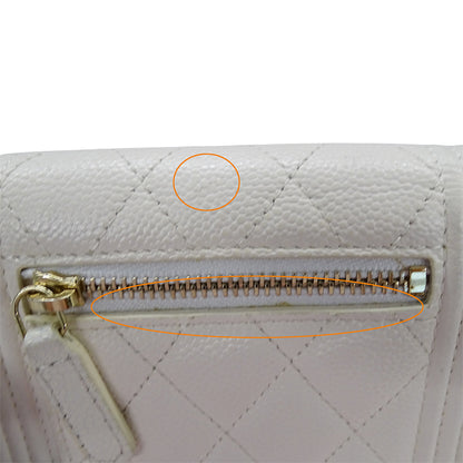 CHANEL シャネル ボーイシャネル 三つ折り財布 ホワイト ゴールド金具 キャビアスキン レディース 【中古】