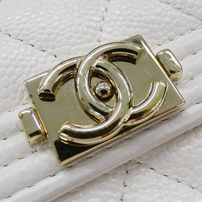 CHANEL シャネル ボーイシャネル 三つ折り財布 ホワイト ゴールド金具 キャビアスキン レディース 【中古】