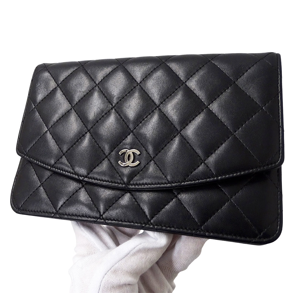 CHANEL シャネル クラッチバッグ セカンドバッグ 長財布 マトラッセ ブラック シルバー金具 ラムスキン レディース 【中古】
