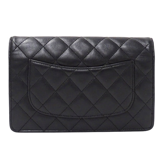 CHANEL シャネル クラッチバッグ セカンドバッグ 長財布 マトラッセ ブラック シルバー金具 ラムスキン レディース 【中古】
