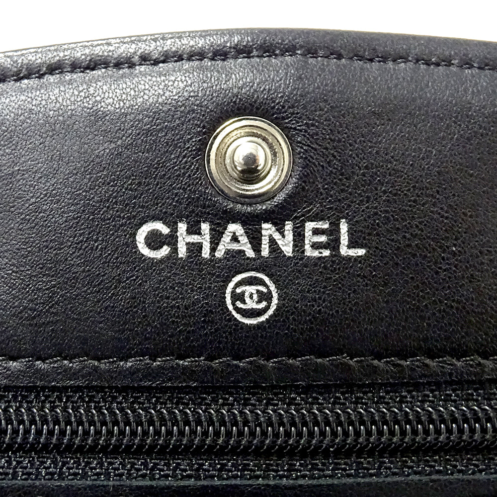 CHANEL シャネル クラッチバッグ セカンドバッグ 長財布 マトラッセ ブラック シルバー金具 ラムスキン レディース 【中古】