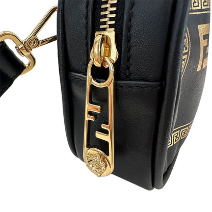 FENDI フェンディ フェンダーチェ ヴェルサーチ ショルダーバッグ ブラック レザー メンズ 【中古】
