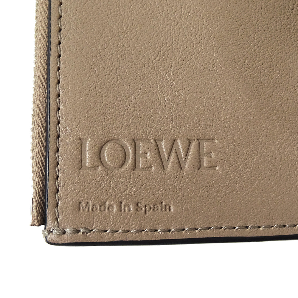 LOEWE ロエベ アナグラム バーティカルウォレット 三つ折り財布 ベージュ カーフ レディース 【中古】