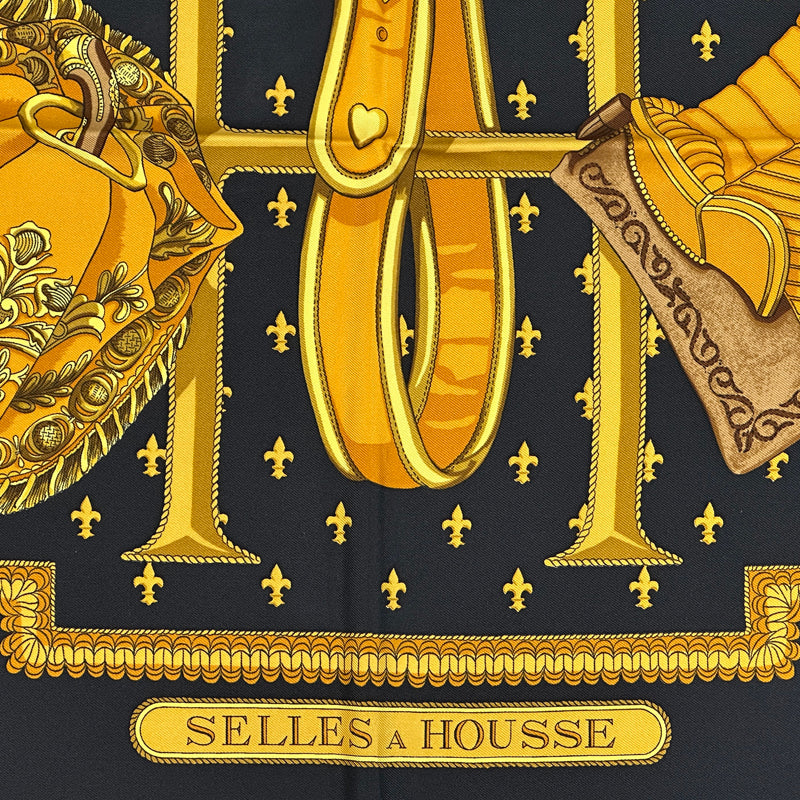 HERMES エルメス カレ90 SELLES A HOUSSE カバーへの腰掛け スカーフ ブラック イエロー シルク レディース 【中古】
