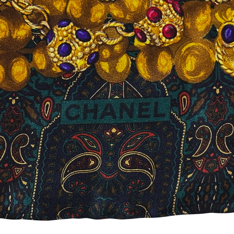 CHANEL シャネル スカーフ グリポア グリーン マルチカラー シルク レディース 【中古】