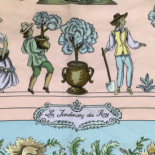 HERMES エルメス カレ90 Les Jardiniers du Roy 庭師のロイ スカーフ ピンク ライトブルー シルク レディース 【中古】