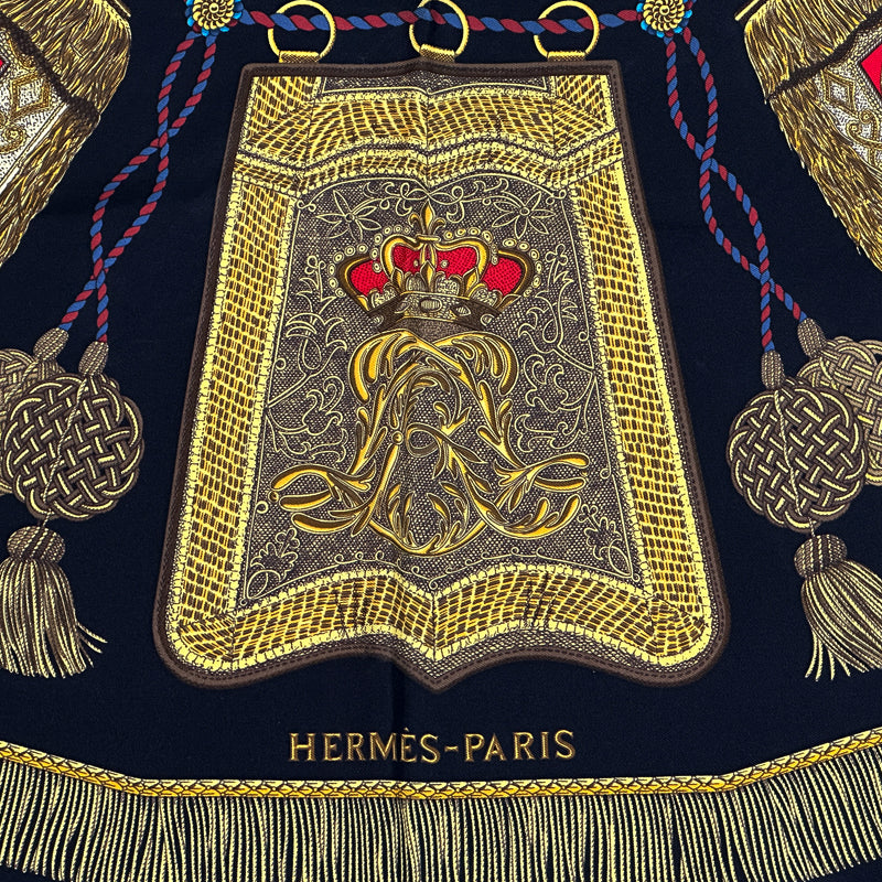HERMES エルメス カレ90 Poste et Cavalerie サーベル飾袋 スカーフ ブラック マルチカラー シルク レディース 【中古】