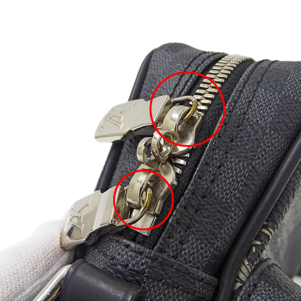 LOUIS VUITTON ルイ・ヴィトン アマゾン ショルダーバッグ ダミエ グラフィット クリストファーネメス N48239 メンズ 【中古】