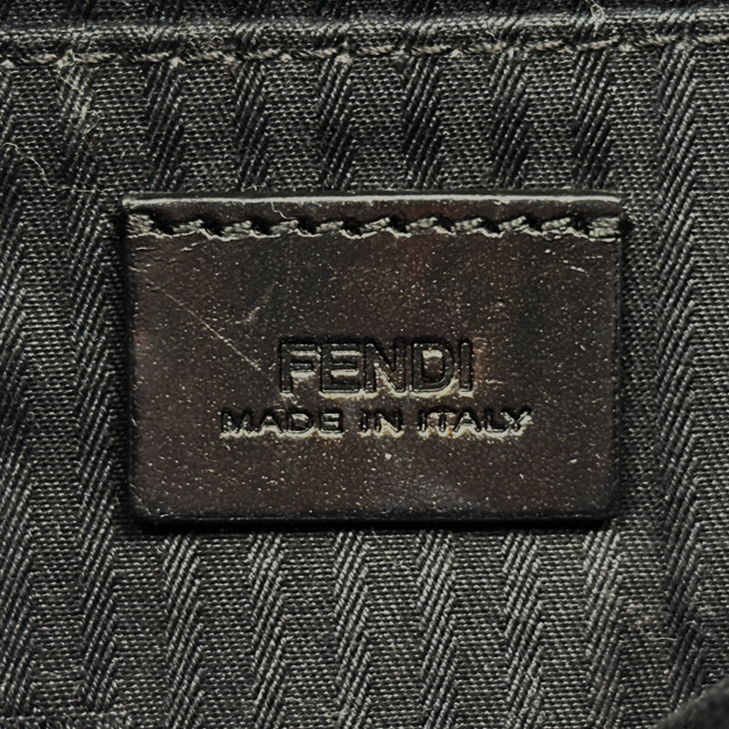 FENDI フェンディ ショルダーバッグ ブラック 8M0276 レザー レディース 【中古】