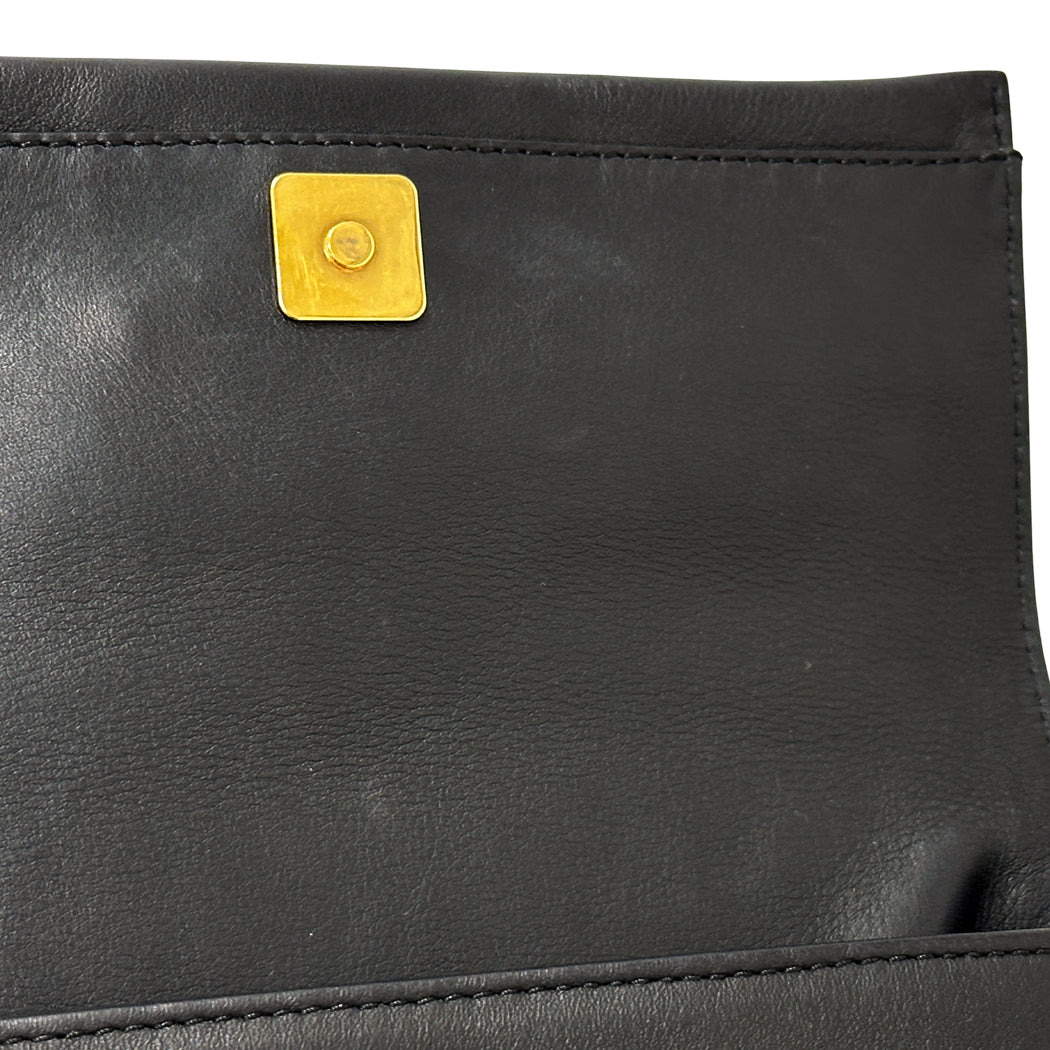 FENDI フェンディ ショルダーバッグ ブラック 8M0276 レザー レディース 【中古】