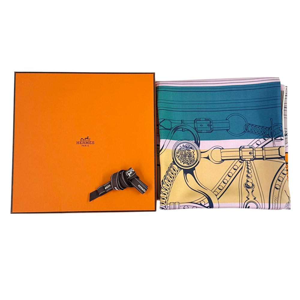 HERMES エルメス カレ ダブルフェイス90 Grand Tralala グラン・トゥラララ スカーフ ヴァーミリオン ブルー マルチカラー ピンク シルク リバーシブル レディース 【中古】