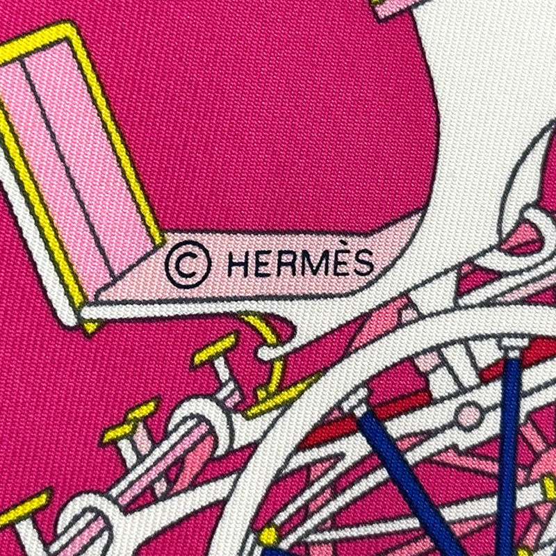 HERMES エルメス カレ90 Voitures Exquises 精巧な馬車 スカーフ ピンク マルチカラー シルク レディース 【中古】
