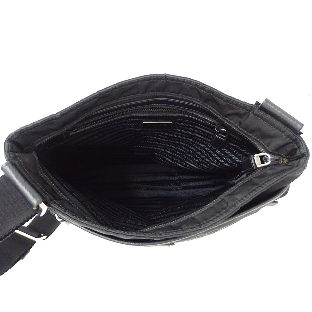 PRADA プラダ ショルダーバッグ ブラック ナイロン メンズ 【中古】