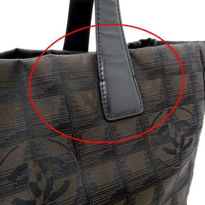 CHANEL シャネル トートバッグ ニュートラベル トートMM ダークブラウン シルバー金具 ナイロン レディース 【中古】