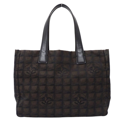 CHANEL シャネル トートバッグ ニュートラベル トートMM ダークブラウン シルバー金具 ナイロン レディース 【中古】