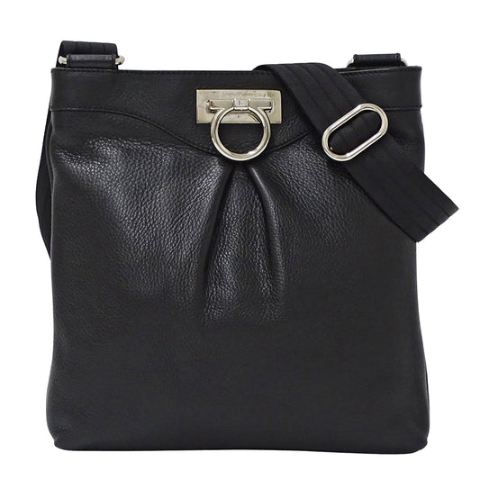 Ferragamo フェラガモ ショルダーバッグ ガンチーニ ブラック レザー レディース 【中古】