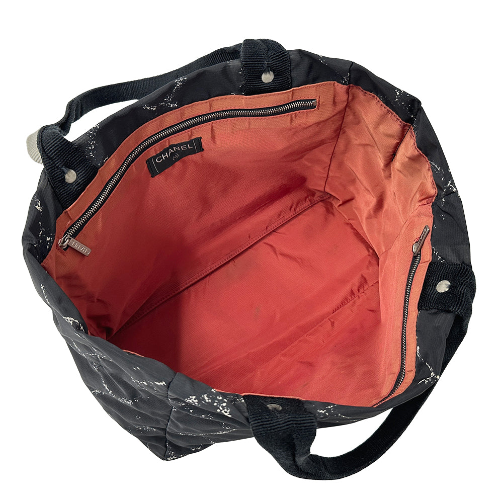 CHANEL シャネル トートバッグ 旧トラベルライン トートMM ブラック ナイロン レディース 【中古】