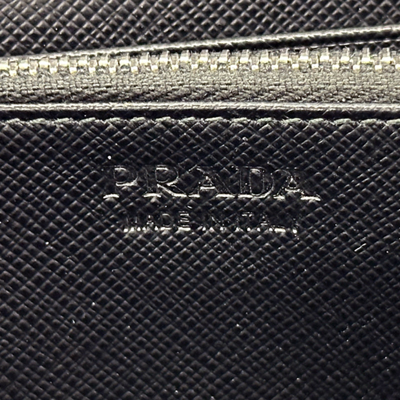 PRADA プラダ 長財布 ブラック サフィアーノ メンズ ラウンドファスナー 【中古】