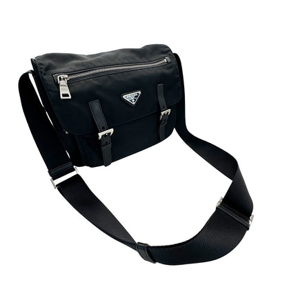 PRADA プラダ ショルダーバッグ ブラック ナイロン メンズ 【中古】