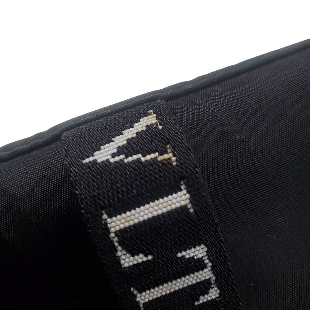 VALENTINO バレンチノ・ガラヴァーニ ボディ・ウエストバッグ ブラック ナイロン メンズ 【中古】
