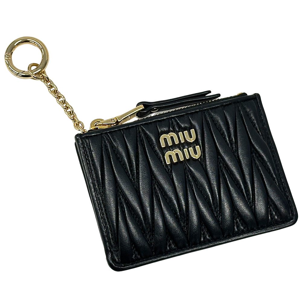 MIUMIU ミュウミュウ コインケース マテラッセ ブラック ゴールド金具 レザー レディース チェーン付き 【中古】