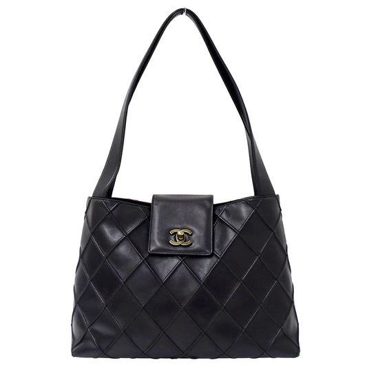 CHANEL シャネル ショルダーバッグ コスモスライン ブラック ラムスキン レディース 【中古】