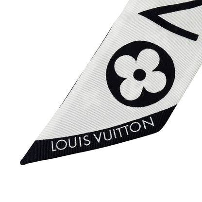 LOUIS VUITTON ルイ・ヴィトン バンドーBB モノグラム インフィニティ スカーフ ホワイト ノワール M90682 シルク レディース 【中古】