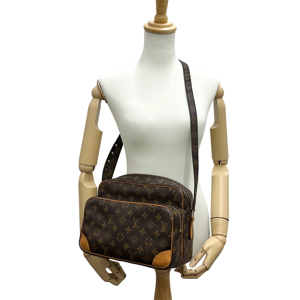 LOUIS VUITTON ルイ・ヴィトン ナイル ショルダーバッグ モノグラム ブラウン M45244 レディース 【中古】