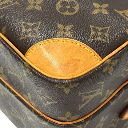 LOUIS VUITTON ルイ・ヴィトン ナイル ショルダーバッグ モノグラム ブラウン M45244 レディース 【中古】