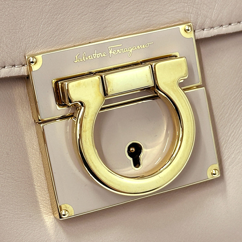 Ferragamo フェラガモ 2wayバッグ ガンチーニ ピンクベージュ レザー レディース 【中古】
