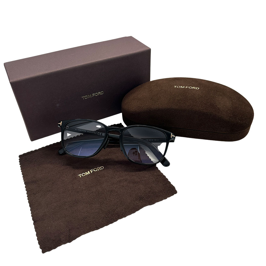 TOM FORD トムフォード サングラス ブラック TF1048－D レディース メンズ 【中古】